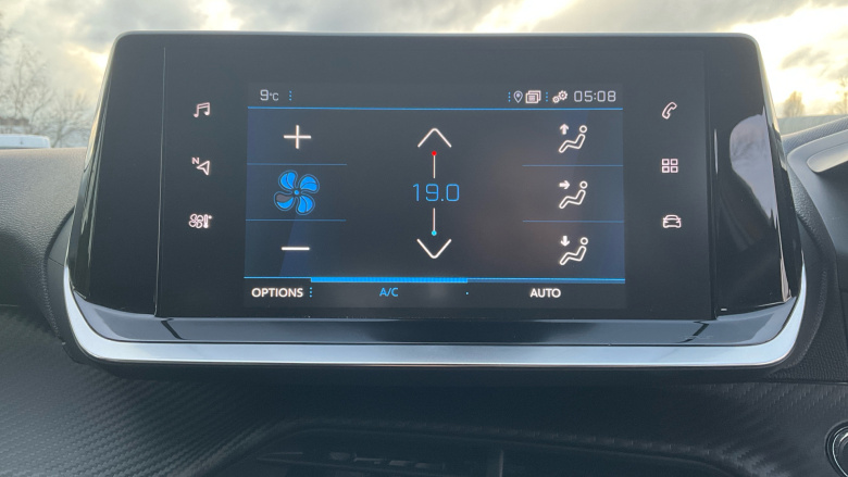 Peugeot 208 1.2 PureTech 100 Allure Premium + 5dr Petrol Hatchback